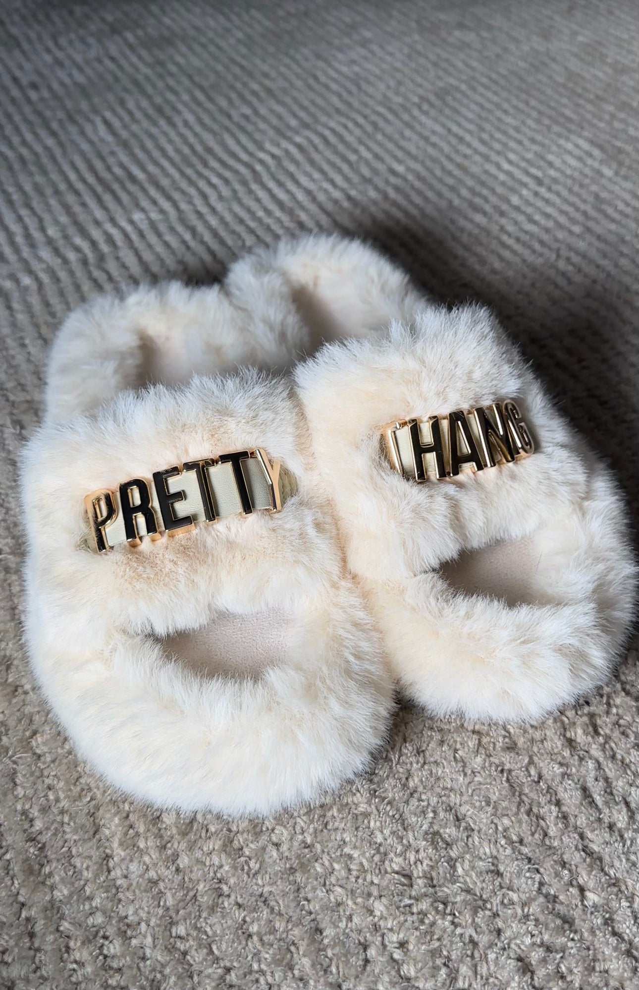 Pretty Thang Fur Sandals - Cream